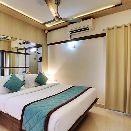 White Castle Boutique Apartment Hotel Bangalore Exteriör bild