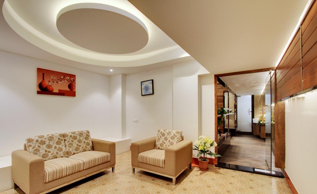 White Castle Boutique Apartment Hotel Bangalore Exteriör bild