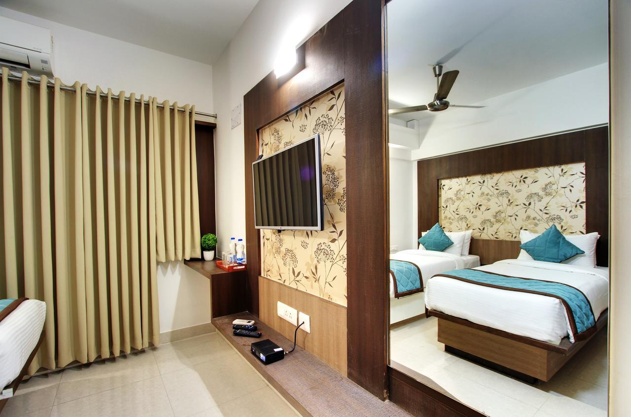 White Castle Boutique Apartment Hotel Bangalore Exteriör bild